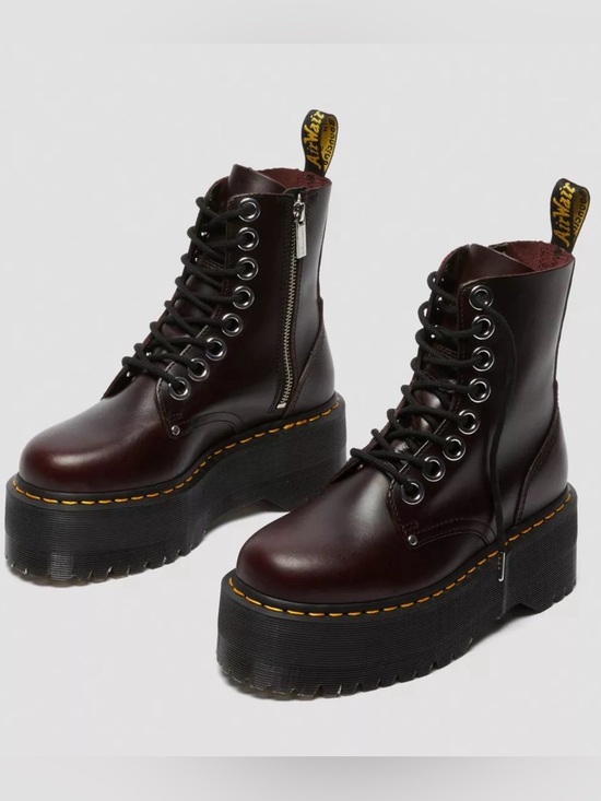 Dr. Martens Shoes - Dr. Marten Jadon Max Leather Platform Boots in Oxblood Atlas